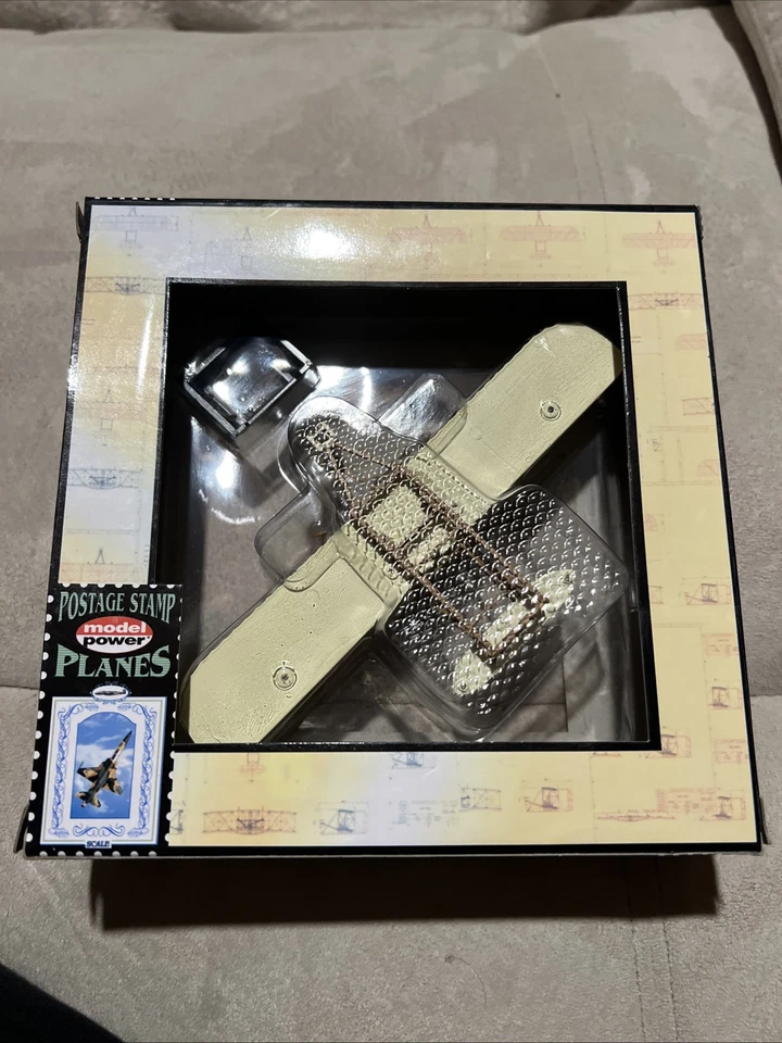 MODEL POWER POSTAGE STAMP SERIES DIECAST 1/100 SERIES " WRIGHT FLYER " NO 5555 - Image 2 of 2