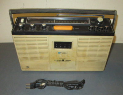 Vintage McDonald portable Stereo 8 track Am-Fm MPX Radio player