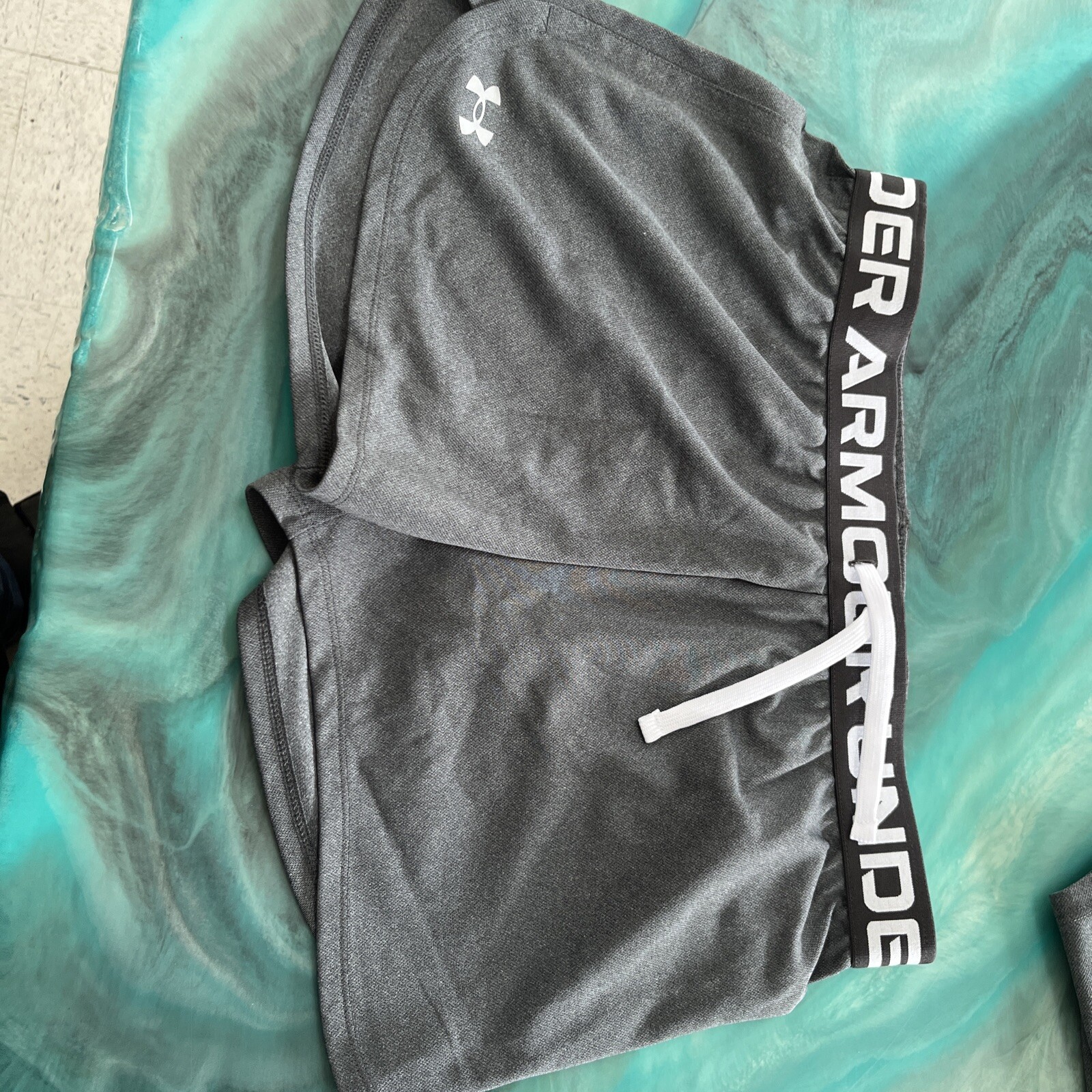 Picture 1 of 2