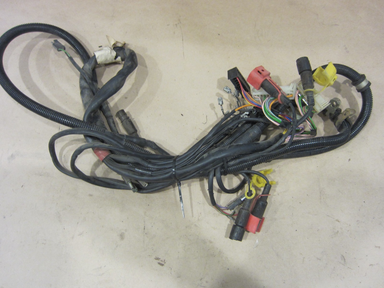 ferrari 348. Front Wiring Harness. Part# 139573