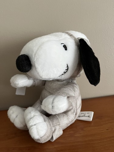Hallmark Snoopy Halloween Plush Toy Stuffed Animal Doll Mummy Collectible 7" - Picture 3 of 7