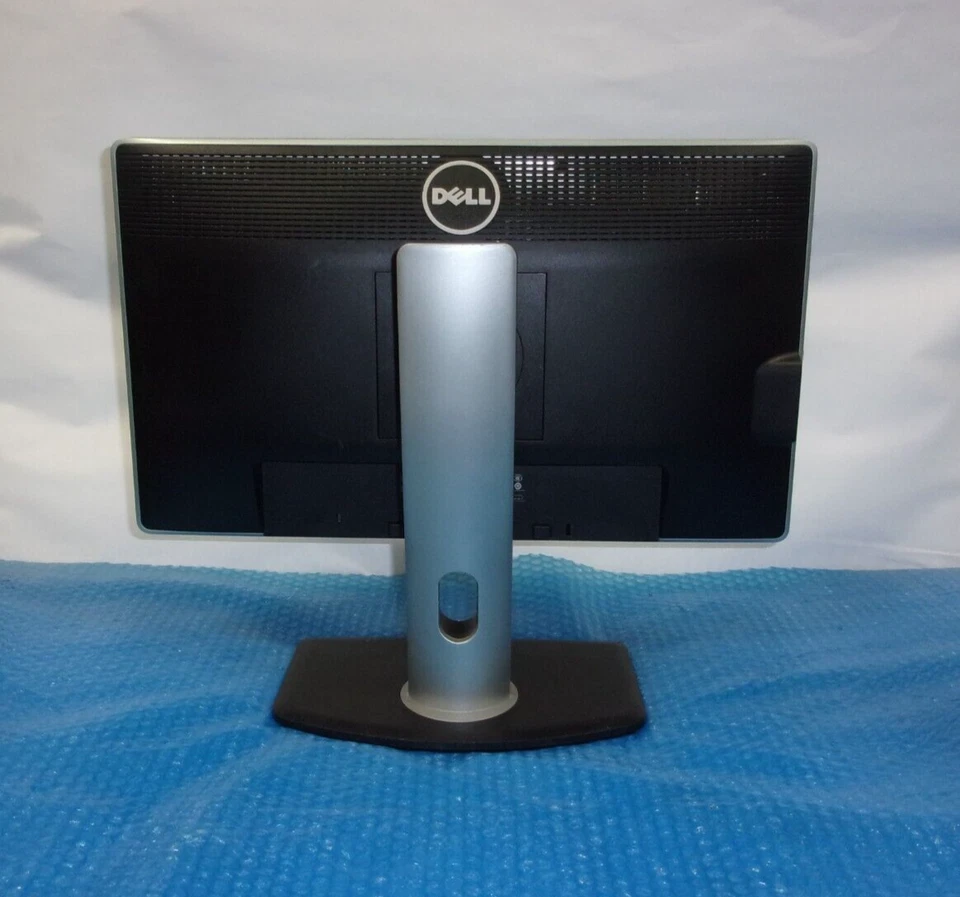 Dell UltraSharp U2212HMc Monitor 22" Widescreen DVI-VGA-DisplayPort 1920x1080 - Image 4 of 4