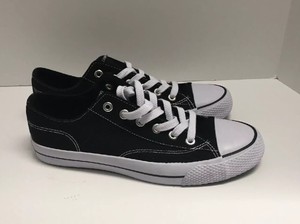 airwalk canvas upper balance