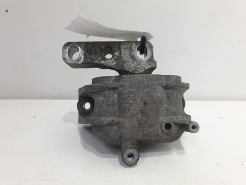 VW Golf Mk5 2007 ENGINE MOUNT (DRIVER SIDE) 1K0199262 - Picture 5 of 5