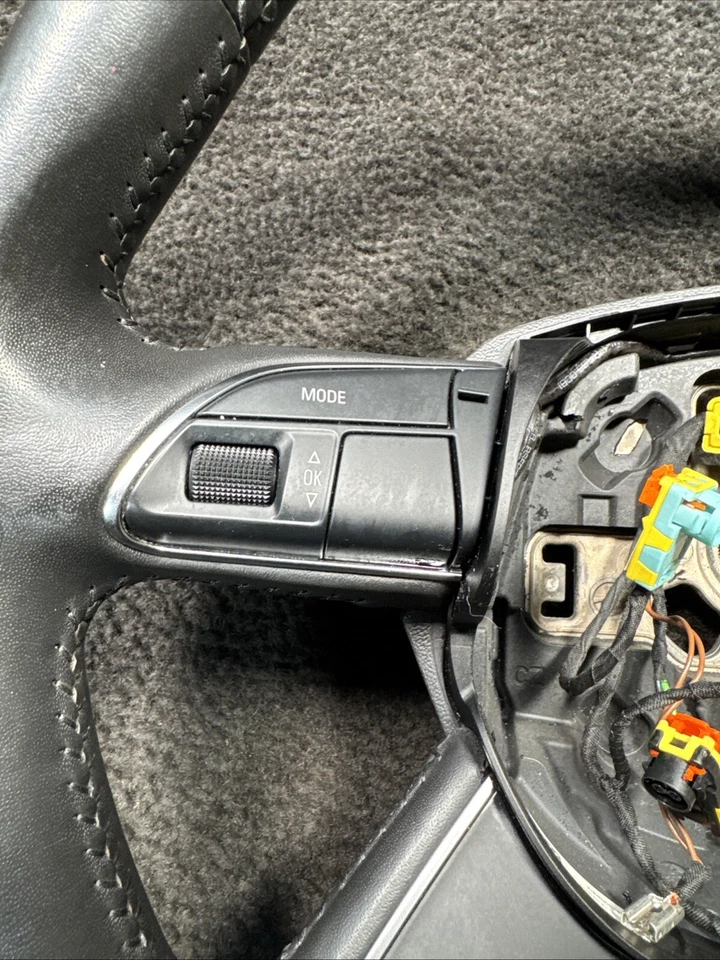 Volante Audi Q5 2014 negro OEM 4L0419091AC Foto 2 de 4