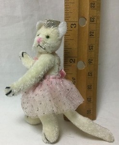 “Tutu” Cat by GANZ Cottage Collectibles 3 1/4”~ Designed by Lorraine Chien