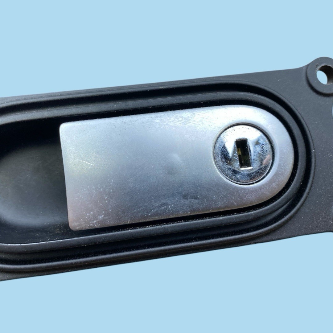 Front Left Exterior Door Handle White + Key OEM 03-12 Bentley Continental
