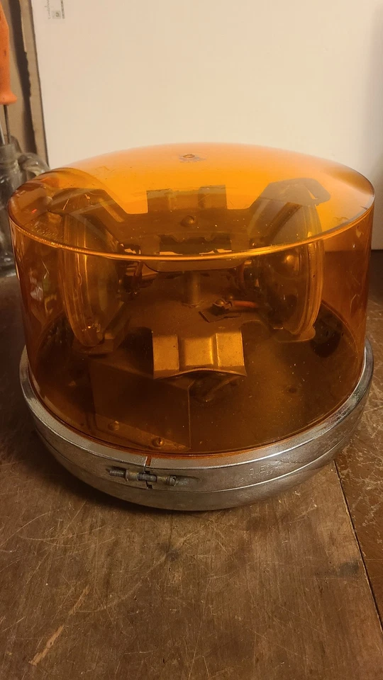 Dietz 211 Holmes Wrecker 211 желтый вращающийся маяк 12 В работает - Изображение 2 из 4