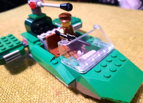 Lego Star Wars Naboo Flash Speeder 7124 w Minifigure Retired 2000