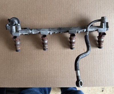 1998 Toyota Tacoma 4Runner 2RZ 3RZ Fuel Injectors Rail Pressure Hose