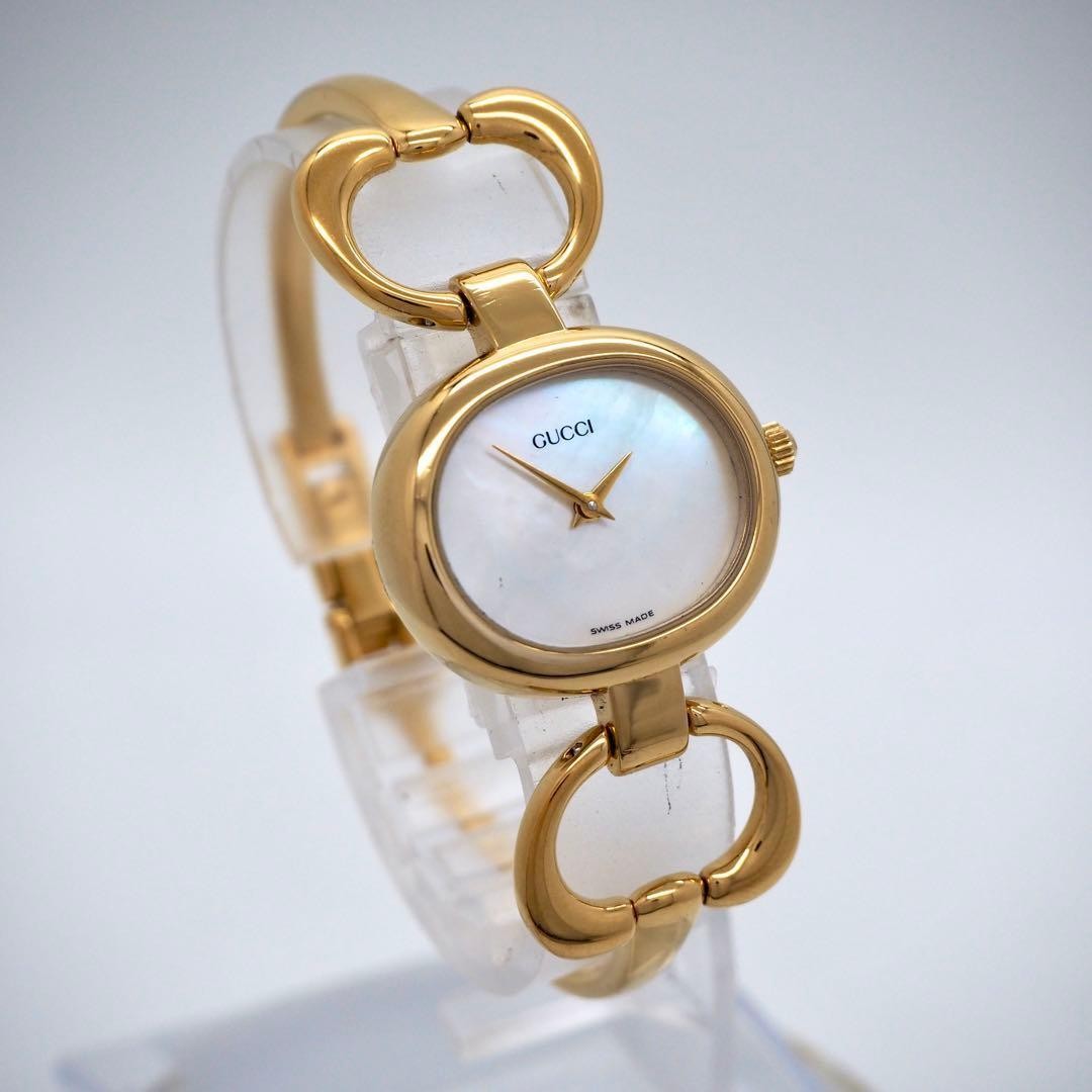GUCCI 腕時計 1600 shell GUCCI Watch White Shell Gold Oval 1600 Vintage | eBay