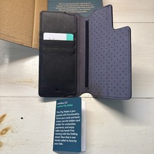 Men's Slim Wallet, Black. Leather Flip Wallet. Auto Align Plus Magnetic System.