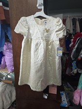 7/8 brand new minnie mouse dress from the disney store.Item 327