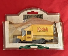 LLEDO Days Gone 1935 MORRIS Parcels Van Kodak - new in box