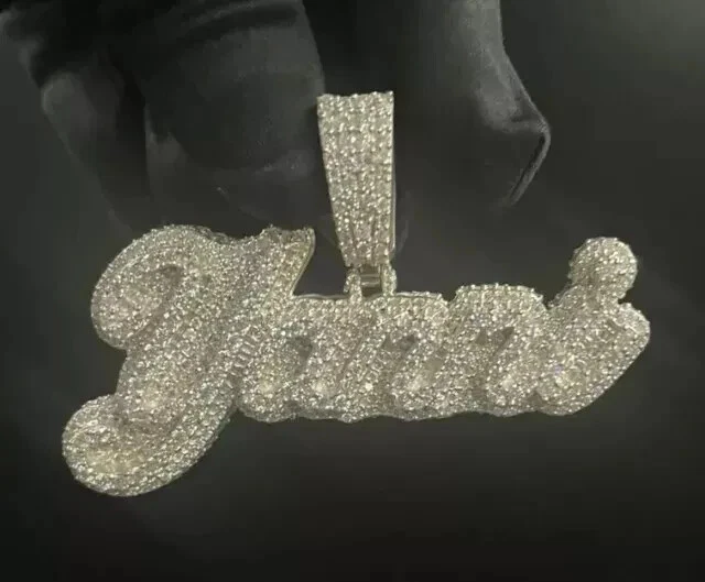 Real Moissanite 4Ct Corte Redondo Personaliza Cualquier Nombre Chapado en Oro Blanco 14K Plateado Foto 3 de 4