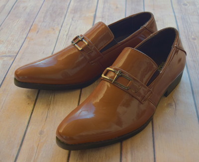 NICE ITALIAN STYLE MENS DRESS/CASUAL SHOES COLOR BROWN FINISH EXCELLENT QUALITY 