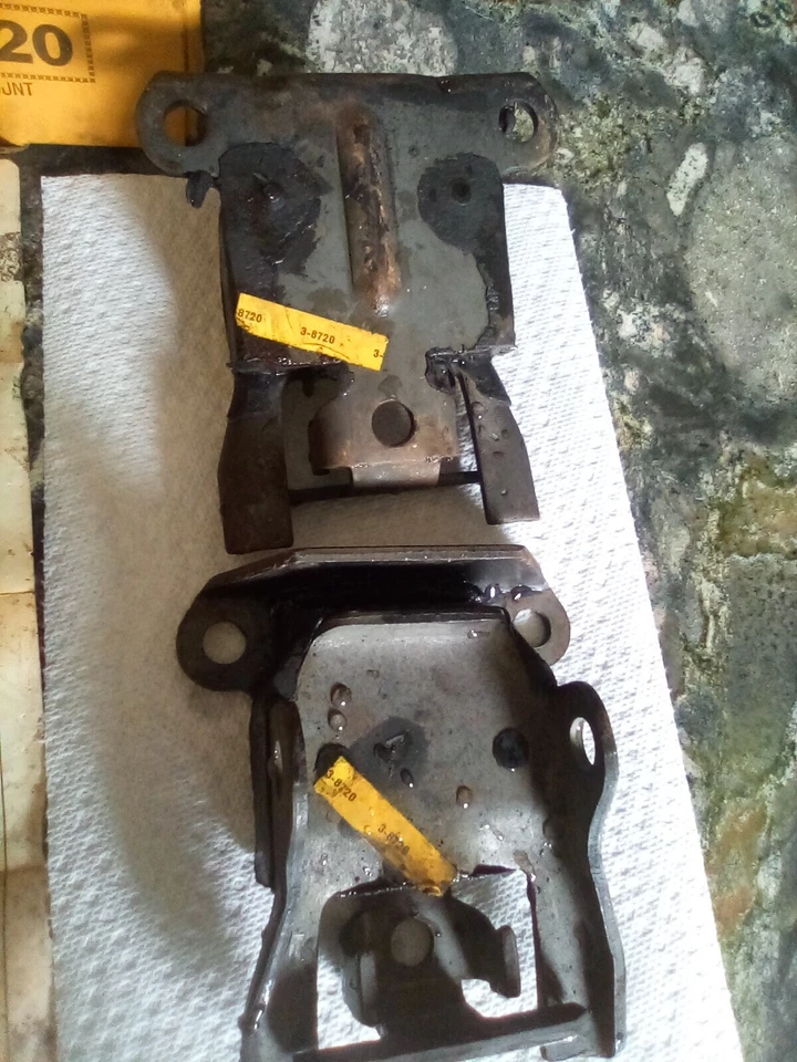 Suportes de motor Napa Balkamp Chevy/Camaro/Chevelle - Novo na caixa - Imagem 2 de 4