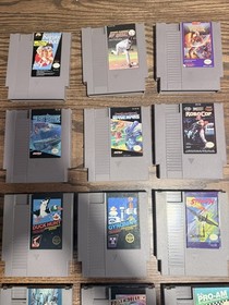 Lot Of 15 NES Games Including Gyromite (5 screw), RoboCop, & Duck Hunt (5 screw)