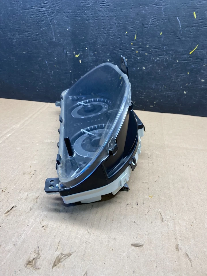 2011 2012 2013 Honda Odyssey Speedometer Instrument Cluster Oem R8807  DG - Image 4 of 4