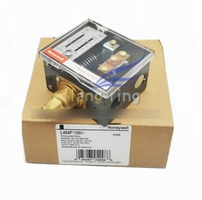 1PCS Honeywell L404F1391 L404F 1391 Pressure Switch New