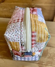 Quilted Patchwork Multicolor Makeup Bag, Zipper Closure Large 