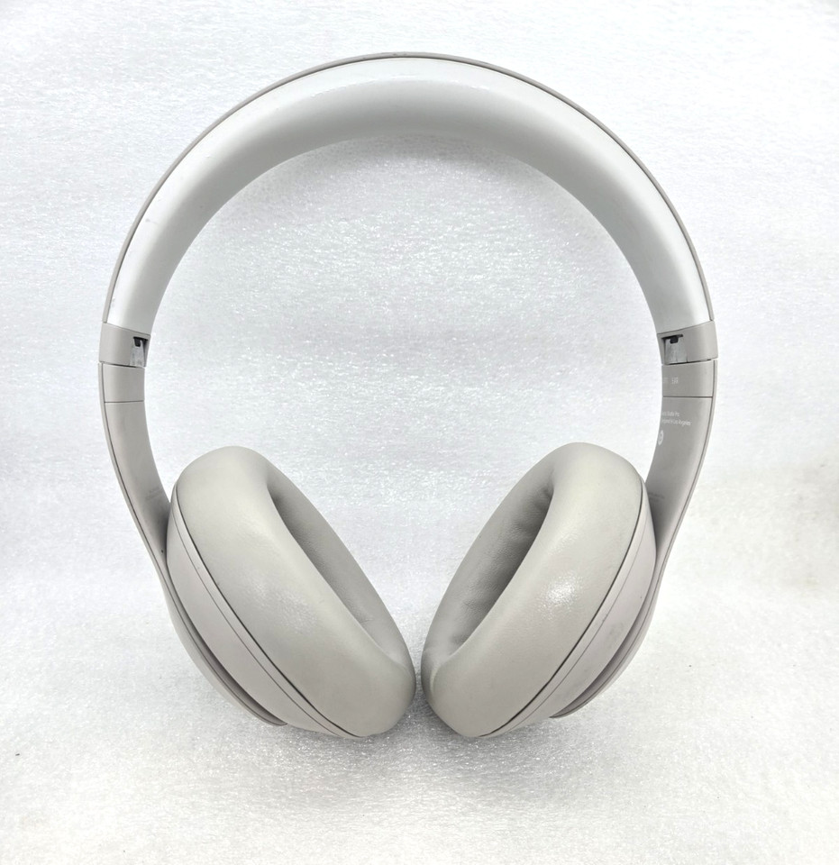 Beats Studio Pro Cuffie Over Ear Wireless Arenaria SPEDIZIONE GRATUITA VELOCE a