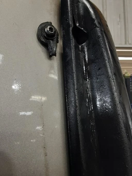 (SOMENTE RETIRADA LOCAL) Porta-malas/escotilha/porta traseira estilo clássico compatível com 99-07 Sierra 1500 PI - Imagem 4 de 4