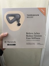 NEW IN BOX Therabody Theragun Relief Percussion Massage Gun   Navy