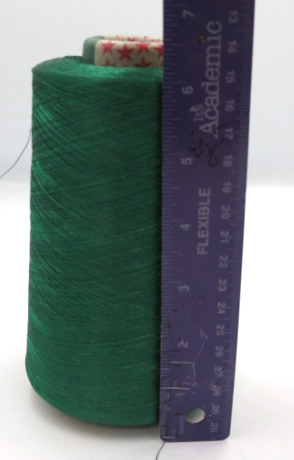 Fils Dominion Dark Green Waxed Embroidery Yarn 100% Cotton 29.5 Tex 496grs - Image 4 of 4