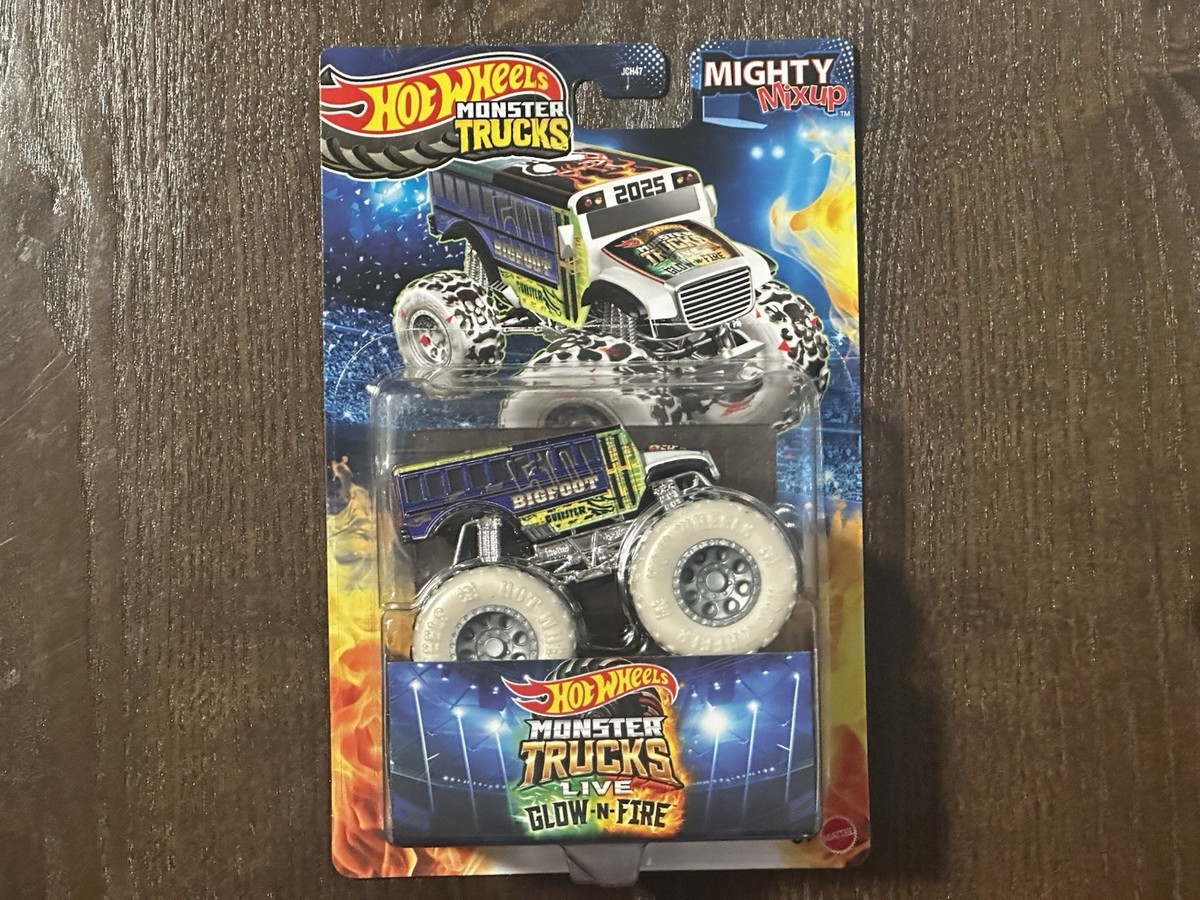 【未開封】Hot Wheels MONSTER TRUCKS まとめ売り Hot Wheels And Ford Monster Trucks Lot of 7 3.75” And 4.25