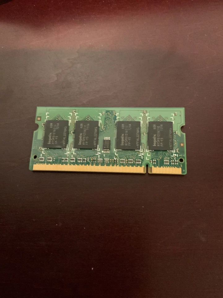 PC2-5300S-555-12 Hynix 512 MB 2Rx16 Memory Cards - Image 2 of 2