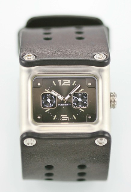 NIKE SLEDGE WC0064 Watch Mens Stainless Silver Leather Black 50m Day Date Quartz | eBay