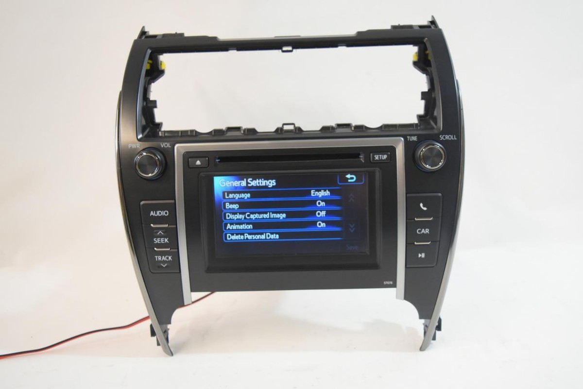 2012-2014 Toyota Camry 57076 Radio Touch Screen CD Player 86140