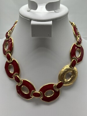 Red enamel link chain one none for decor Marked Nice Weight