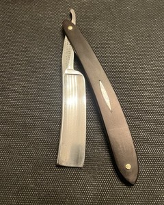 Razor By Frederick Reynolds Sheffield W/ Pearl Inlay!