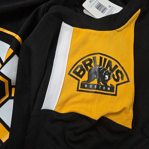 NWT David Pastrnak #88 NHL Boston Bruins Team Jersey Black Yellow LARGE - Picture 9 of 9