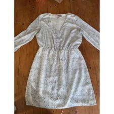 Forever 21 Womens Size Medium Black White Chevron Print Long Sleeve Dress