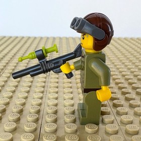 LEGO, Dino 🦕 Dino Pilot Hero, TRANQ GUN, din002, 5883, TOWER TAKEDOWN, 2012