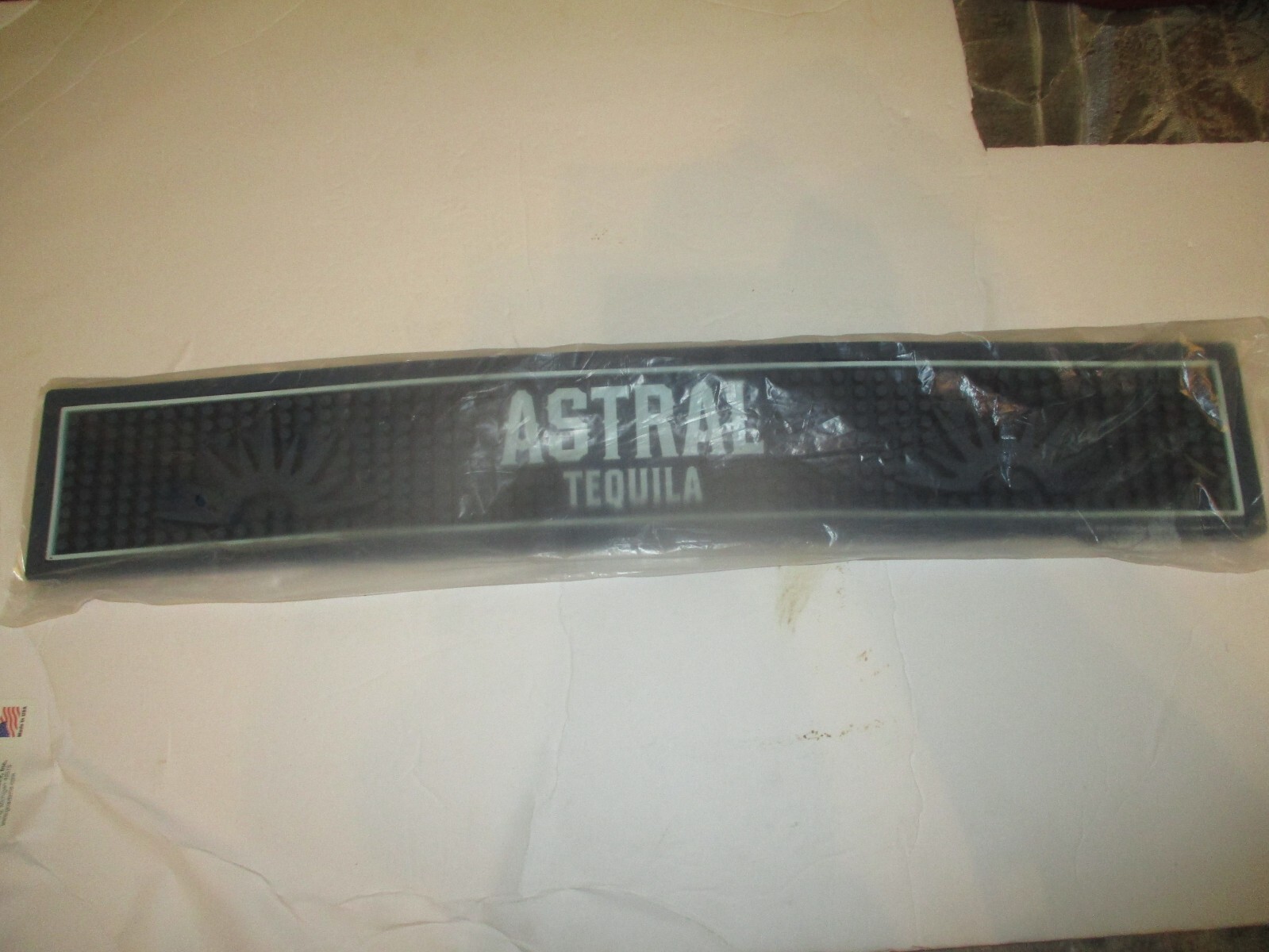 Astral Tequila Barra Goma Alfombrilla/Carril Corredor 21" x 3.5" Nuevo Estado