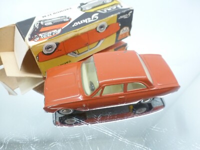 TEKNO DENMARK 826 FORD TAUNUS 17M - RARE -RED 1:43- FAIR IN BOX
