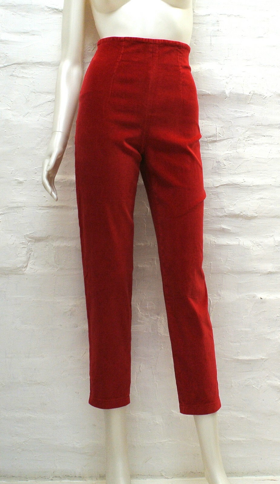 Gianni Versace I Vintage Women's Red Velvet Pants Gem