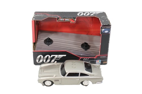 Miniatura Colecionável Revell Gift Set - 1/144 05674 - Blocos de Montar Miniatura Colecionável Revell Gift Set - 1/144 05674 - Blocos de Montar