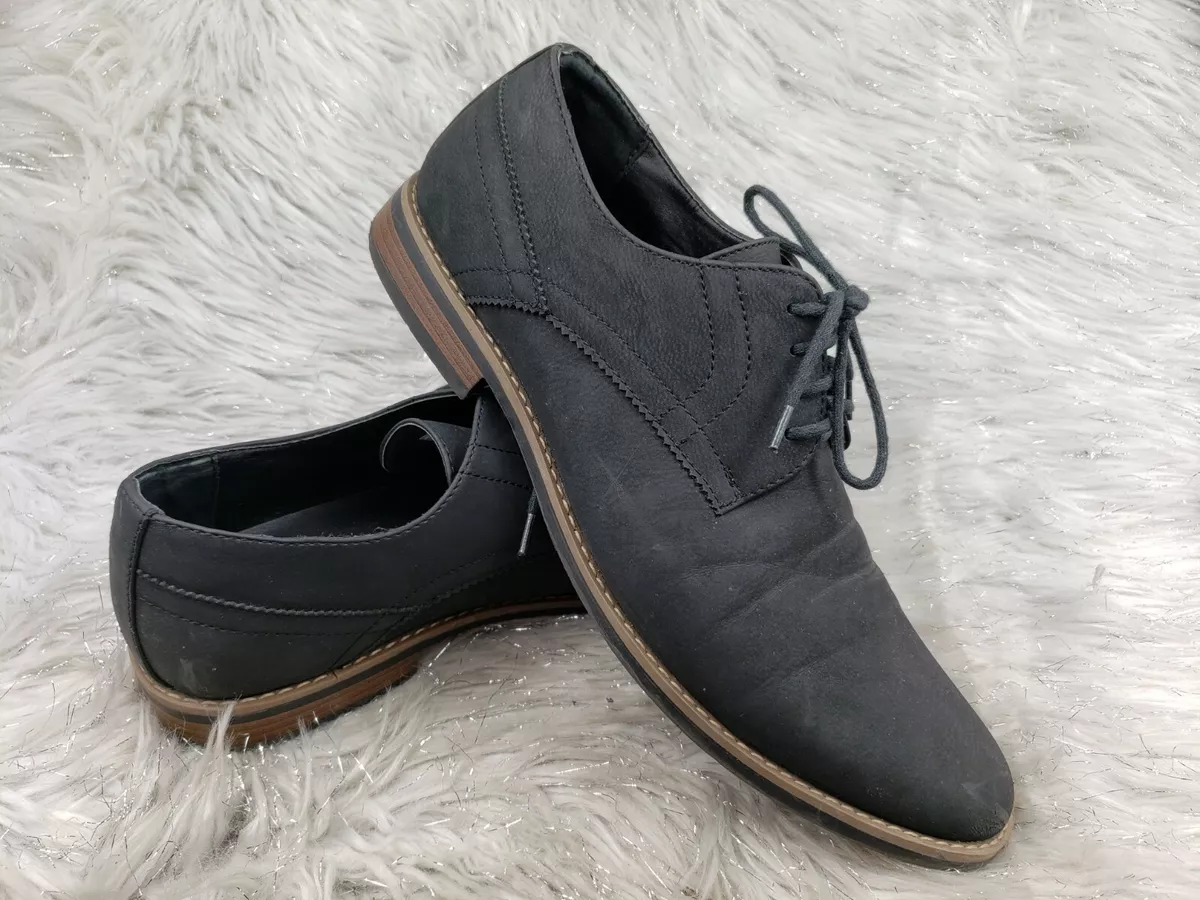 black casual dress shoes