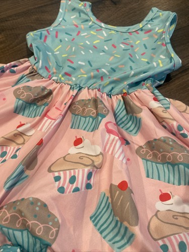 Girls Dress Birthday Cupcake Size 2 - Picture 6 of 8