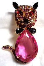 Quality Vintage Signed Alice Caviness Pink Rhinestone Cat Kitty Brooch Pin