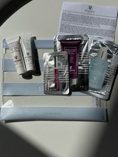 Pochette Sisley + Crema anti age viso 4ml + Crema rimpolpante 4ml + Campioncini
