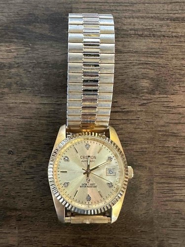 CROTON Men's Watch 5ATM Water Resistant Gold Tone 6 Diamond WORKING