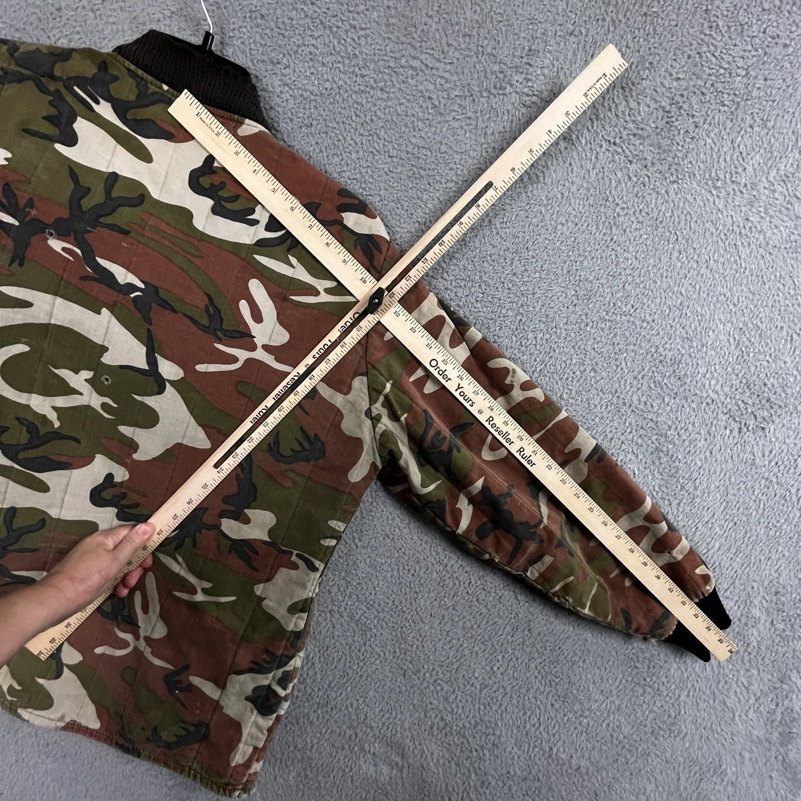 VTG Woodland Camo Quilted Work Jacket Hunting Streetwear Thrashed *Broken Zipper - product detail image 23