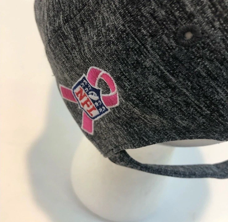 Sombrero Bucs Tampa Bay Buccaneers NFL Cáncer de Mama New Era 9Twenty Mujer Foto 4 de 4