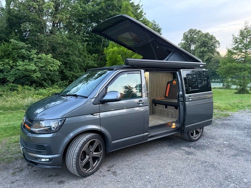 Volkswagen Transporter T6 Campervan. Pop-top / Thule awning / Electric Bed / T30 - Picture 24 of 24